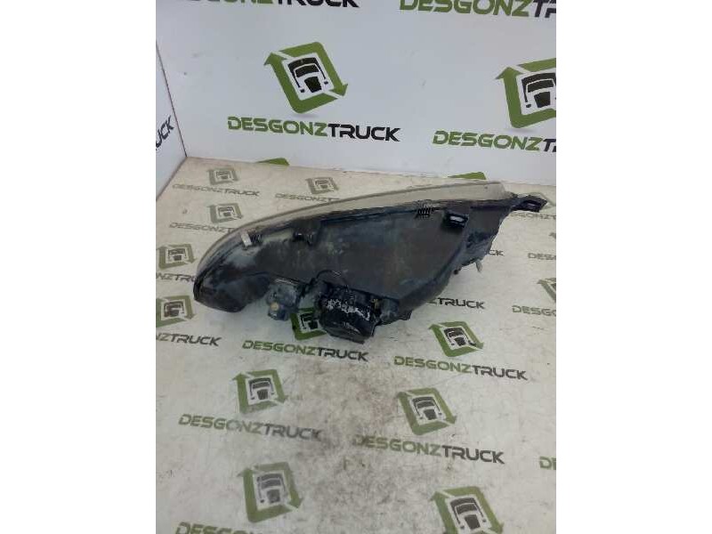 Recambio de faro derecho para renault trucks mascott 90 (86cv) referencia OEM IAM   