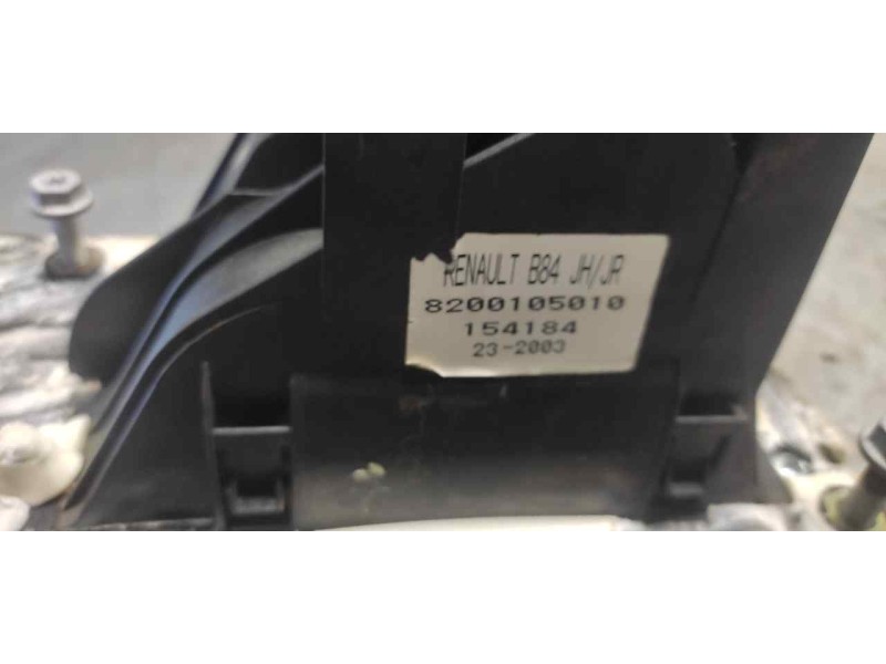 Recambio de palanca cambio para renault megane ii berlina 3p confort authentique referencia OEM IAM 8200105010  