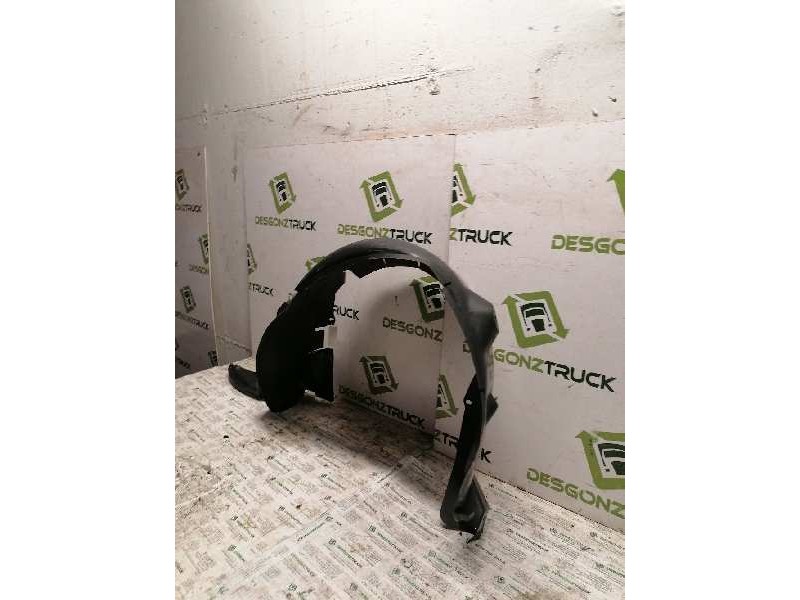 Recambio de paso rueda derecho para renault espace iv (jk0) grand espace initiale referencia OEM IAM 8200101017 TRASERO 