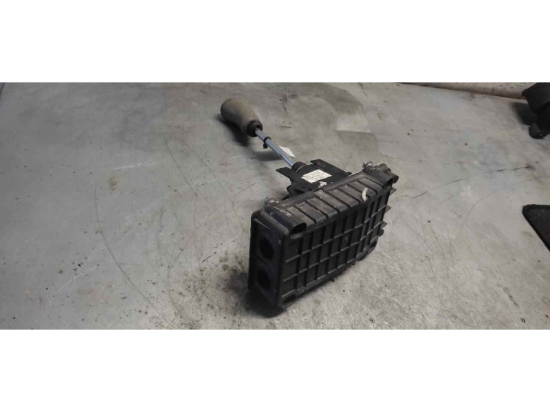 Recambio de palanca cambio para renault megane ii berlina 3p confort authentique referencia OEM IAM 8200105010  