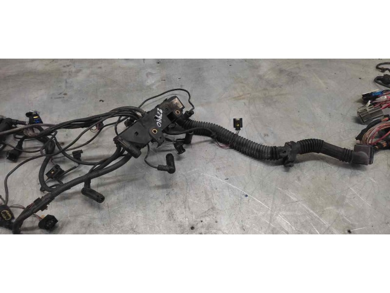 Recambio de instalacion electrica para bmw serie 1 berlina (e81/e87) 120d referencia OEM IAM 779682801  