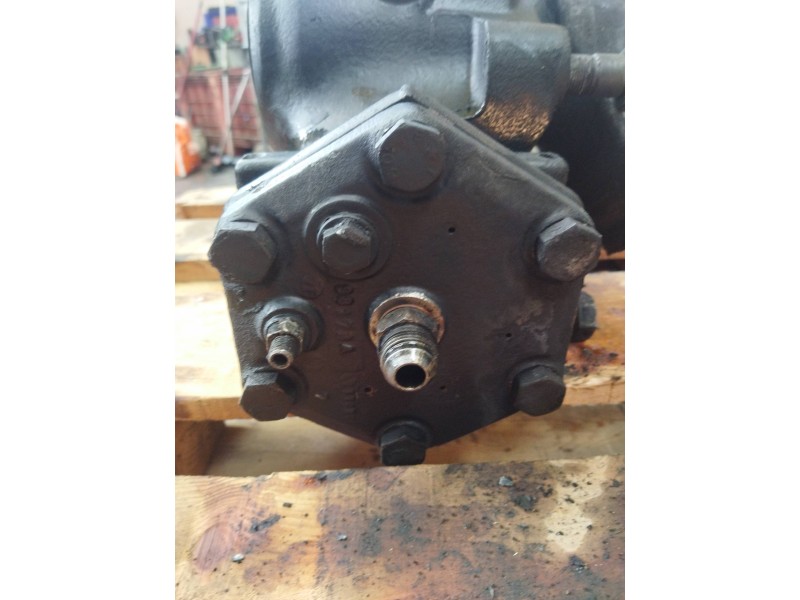 Recambio de caja direccion para volvo trucks b 12 b12ble (340cv) referencia OEM IAM 3177205 70321674 8098955696