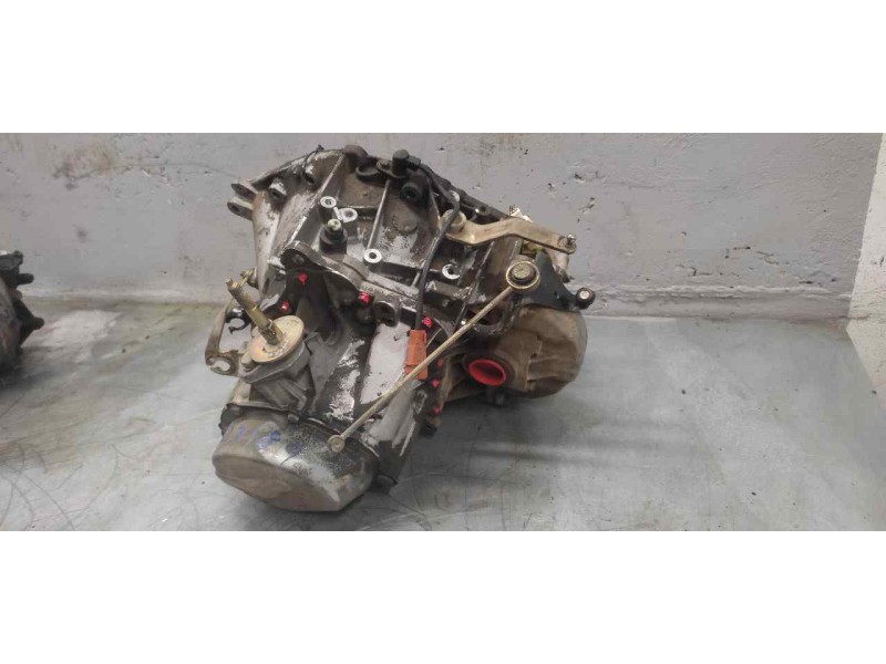 Recambio de caja cambios para peugeot 206 berlina xt referencia OEM IAM 20DL72  