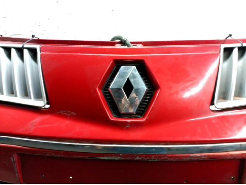 Recambio de paragolpes delantero para renault vel satis (bj0) expression referencia OEM IAM 7701050746  