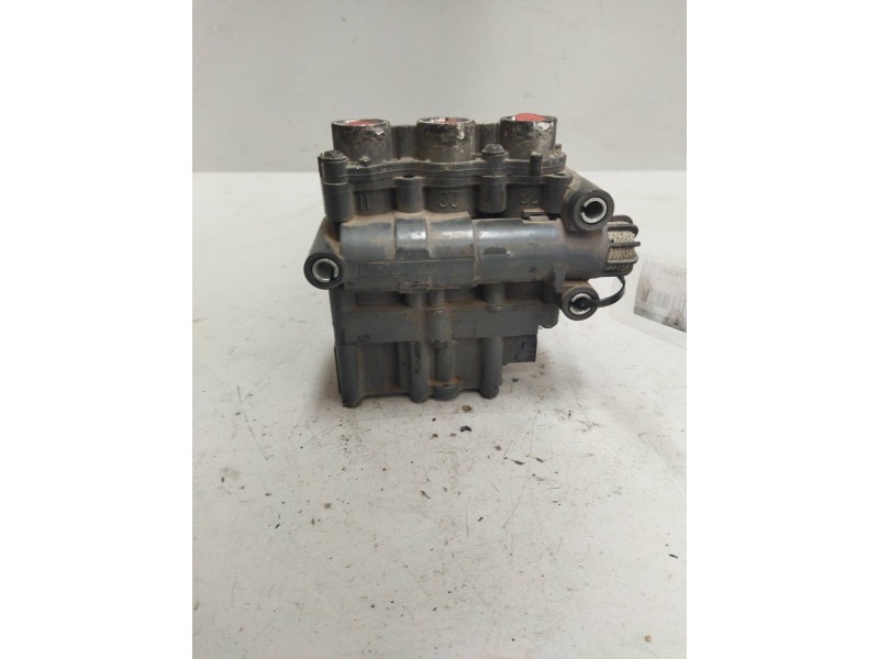 Recambio de valvula aire para daf trucks xf 106 480 referencia OEM IAM 2020257 4728900410 