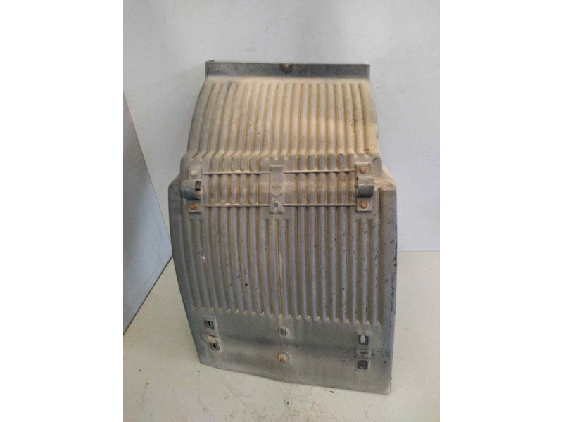 Recambio de guardabarros delantero izquierdo para volvo fh 12 asta 1993 e1 12.1 diesel (d12d420) referencia OEM IAM   