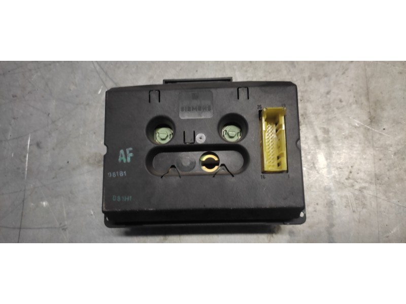 Recambio de pantalla multifuncion para opel zafira a 1.8 16v cat referencia OEM IAM 1323535 5WK70046 