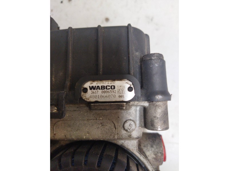 Recambio de valvula aire para daf trucks xf 106 480 referencia OEM IAM 2047120 48010660700 