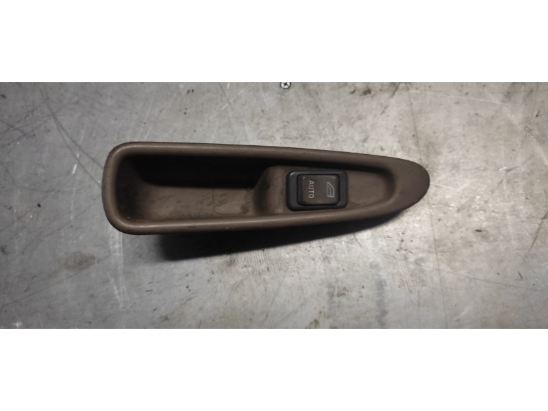 Recambio de mando elevalunas trasero izquierdo para volvo s40 berlina 1.9 turbodiesel referencia OEM IAM 03458021 5 PINS 