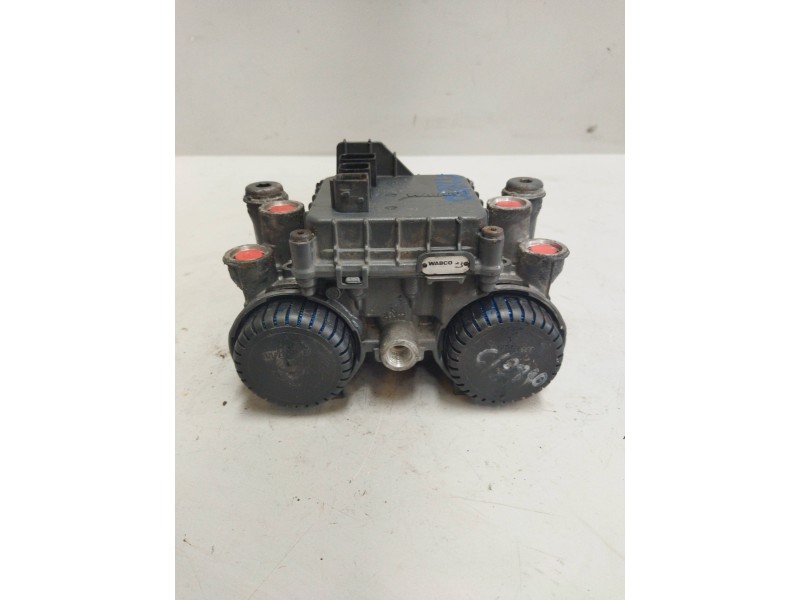 Recambio de valvula aire para daf trucks xf 106 480 referencia OEM IAM 2047121 4801061060 