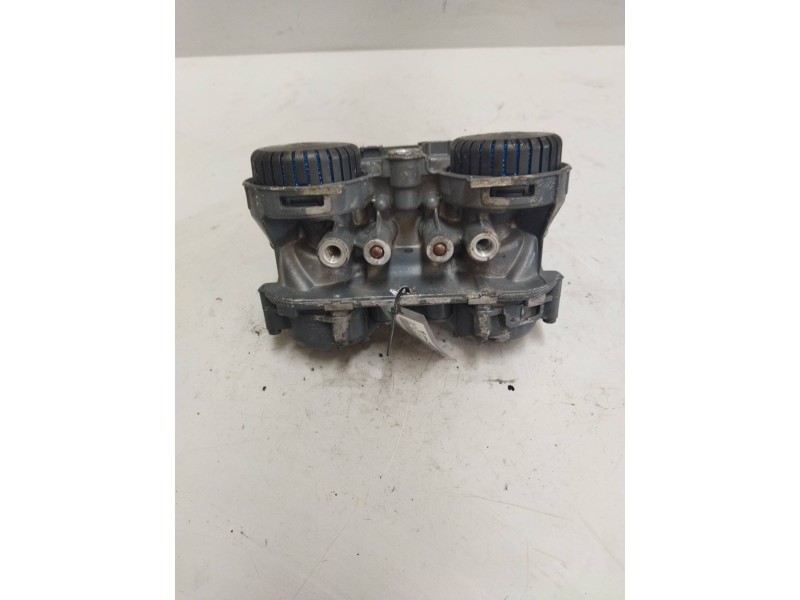 Recambio de valvula aire para daf trucks xf 106 480 referencia OEM IAM 2047121 4801061060 