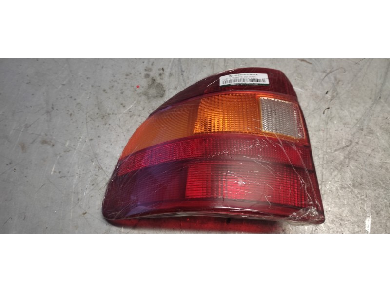 Recambio de piloto trasero izquierdo para opel astra f berlina básico referencia OEM IAM  NUEVO 