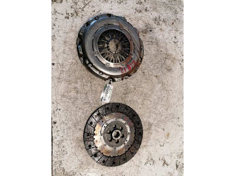 Recambio de kit embrague para audi a3 (8p) 2.0 tdi ambition quattro referencia OEM IAM   