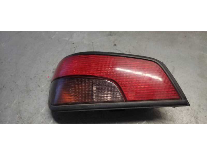 Recambio de piloto trasero izquierdo para peugeot 306 berlina 3/4/5 puertas (s2) boulebard referencia OEM IAM   