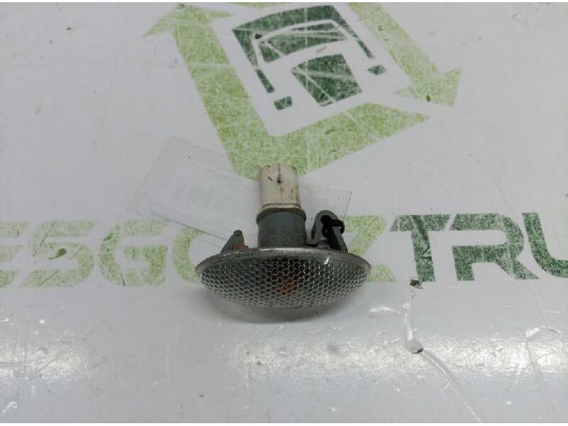 Recambio de piloto lateral derecho para citroën c3 1.4 hdi exclusive referencia OEM IAM 632574  