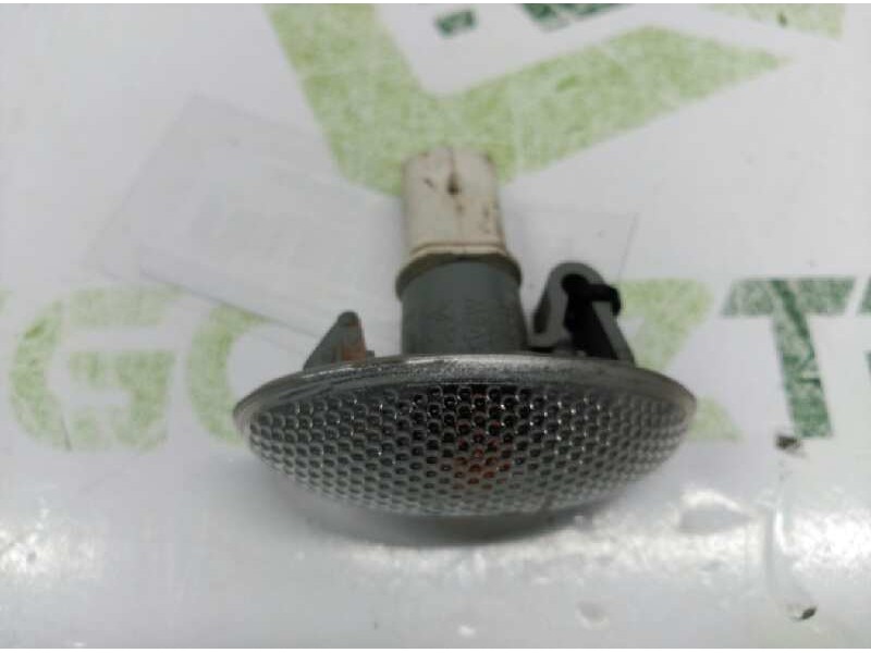 Recambio de piloto lateral derecho para citroën c3 1.4 hdi exclusive referencia OEM IAM 632574  