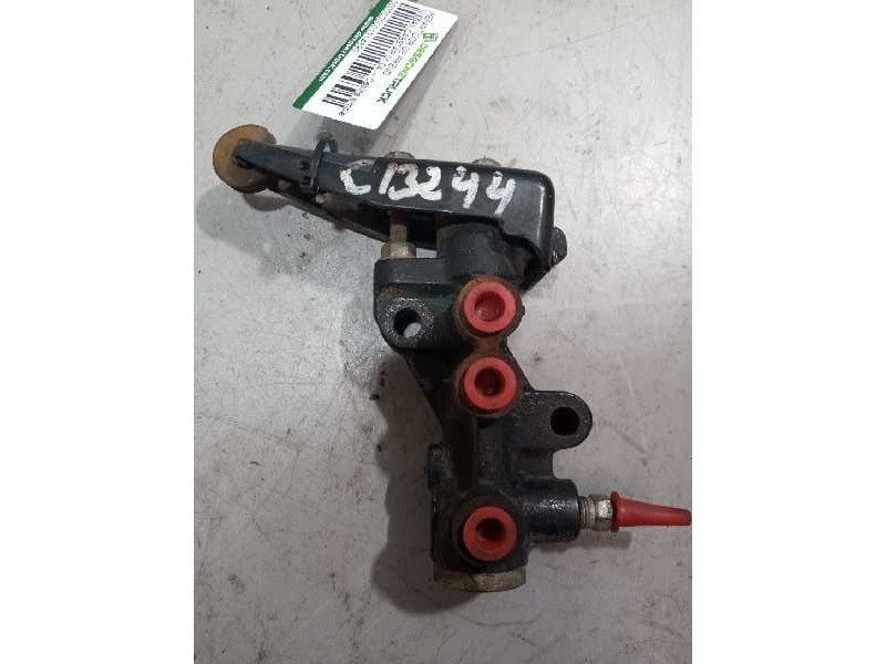 Recambio de repartidor de freno para nissan cabstar 01.04  cabina simple cabina individual referencia OEM IAM   