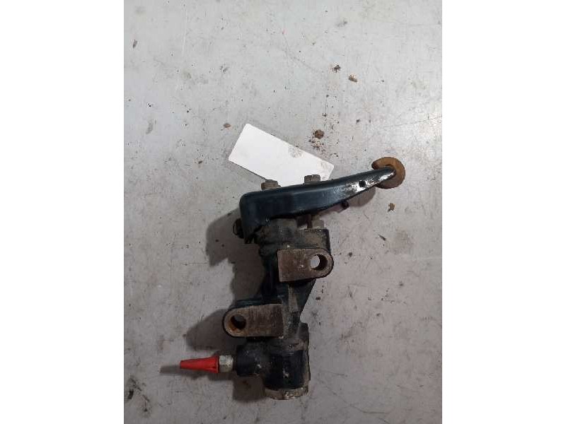 Recambio de repartidor de freno para nissan cabstar 01.04  cabina simple cabina individual referencia OEM IAM   