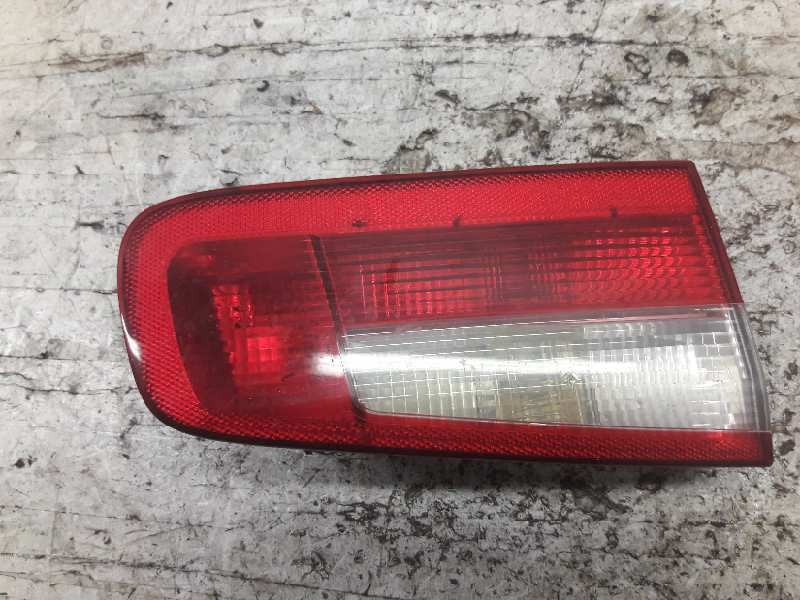 Recambio de piloto trasero izquierdo para renault laguna ii (bg0) authentique referencia OEM IAM 8200002475 PORTON 