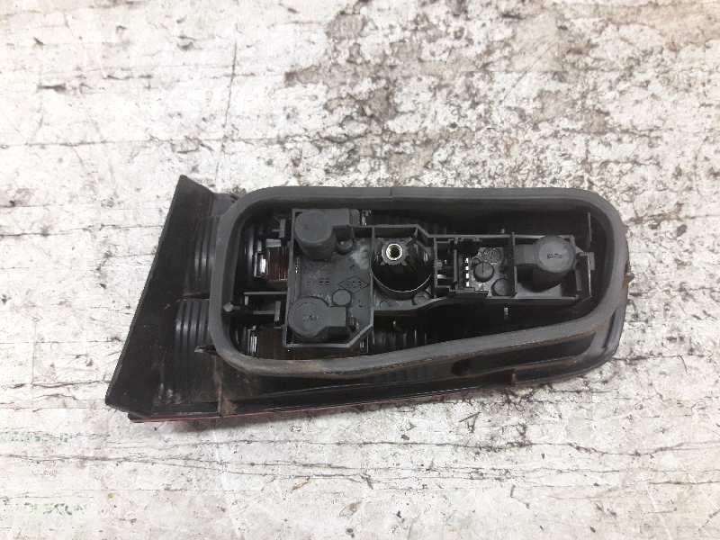 Recambio de piloto trasero izquierdo para renault laguna ii (bg0) authentique referencia OEM IAM 8200002475 PORTON 