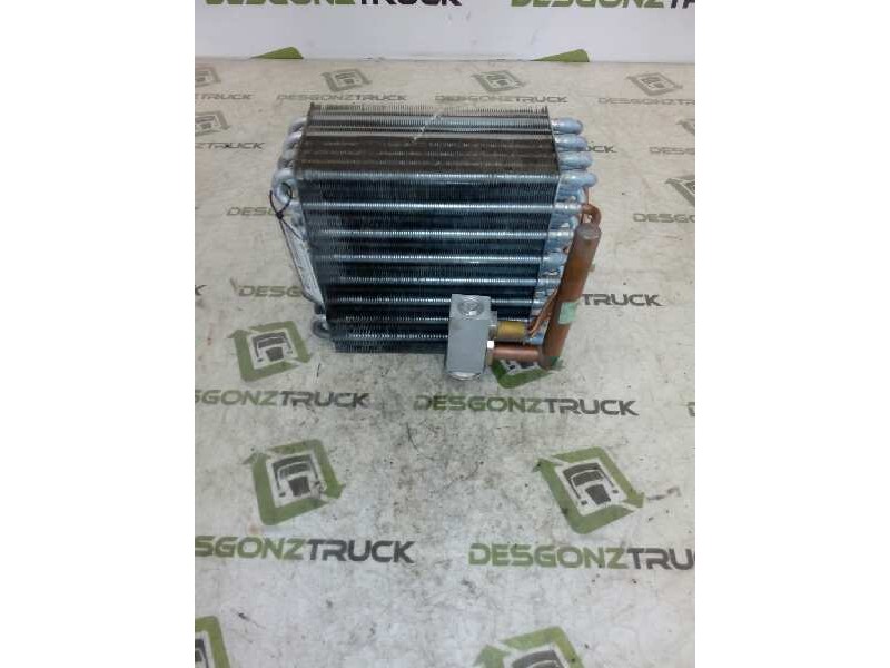 Recambio de radiador calefaccion / aire acondicionado para nissan trucks atleon 35.15 referencia OEM IAM 7571421002  