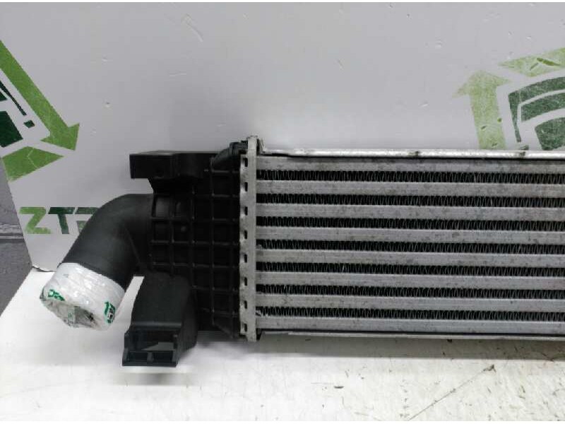 Recambio de intercooler para ford focus berlina (cap) ambiente (d) referencia OEM IAM 1673687  