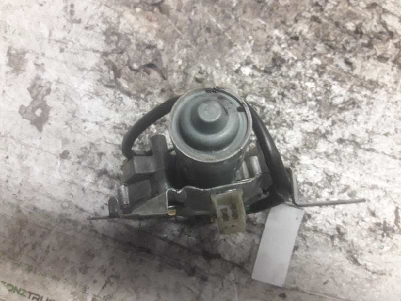 Recambio de motor limpia trasero para nissan terrano/terrano.ii (r20) referencia OEM IAM  3 PINS 