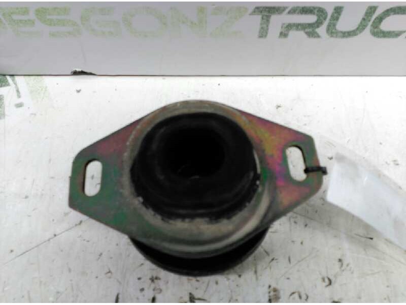 Recambio de soporte motor izquierdo para peugeot expert kasten standard furgón 220c referencia OEM IAM   