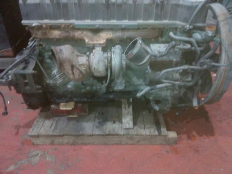 Recambio de motor completo para volvo fh 12 2002  12.1 diesel (d12d420) referencia OEM IAM D12D420EC01  