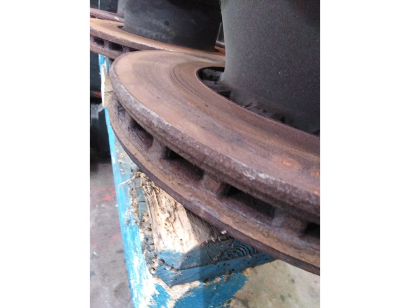 Recambio de buje delantero para daf serie xf105.xxx fsa 4x2ld space-cab referencia OEM IAM   