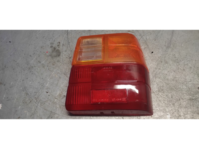 Recambio de piloto trasero derecho para fiat uno (146) 45 fire referencia OEM IAM TULIPA NUEVO 