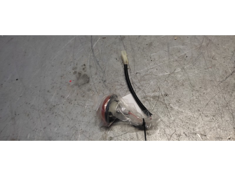 Recambio de piloto lateral derecho para nissan micra (k11) alpine (1996) referencia OEM IAM  NUEVO 