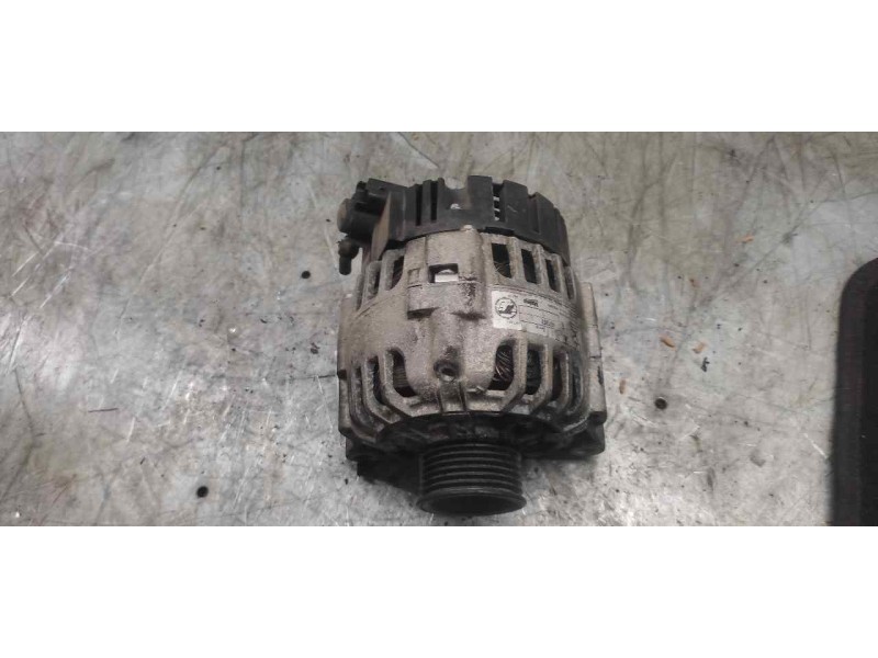 Recambio de alternador para peugeot 307 (s1) xs referencia OEM IAM C542490R SG10B022 14V 90A