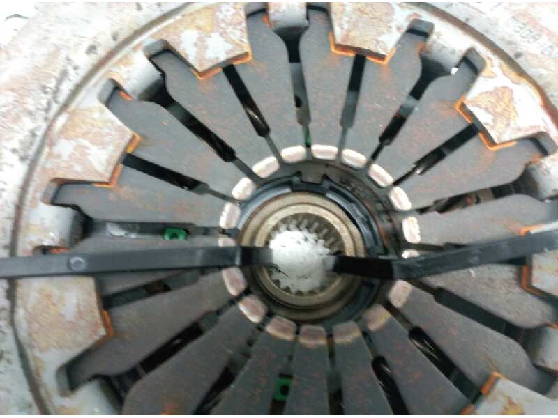 Recambio de kit embrague para fiat punto berlina (188) 1.9 d (i) referencia OEM IAM 0071734908  