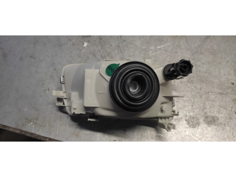 Recambio de faro izquierdo para opel astra f berlina sport referencia OEM IAM  NUEVO 