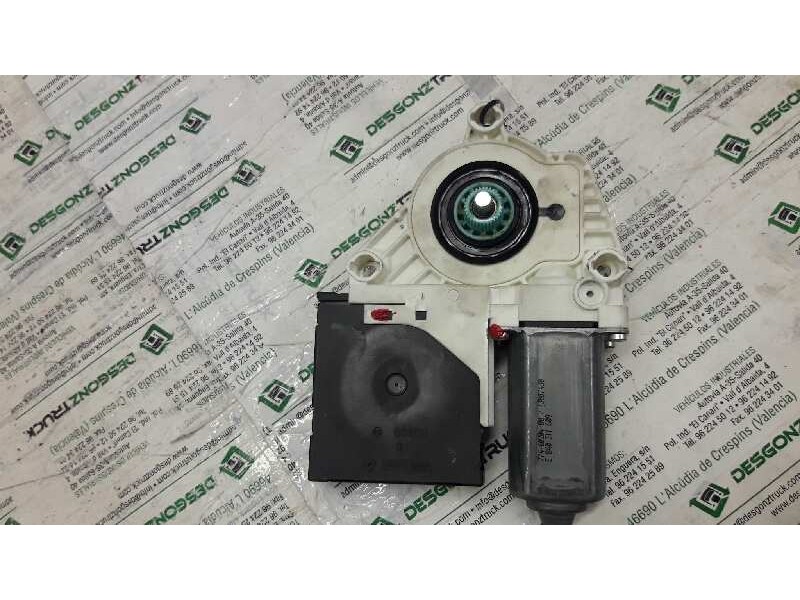 Recambio de motor elevalunas delantero derecho para volkswagen passat berlina (3b3) advance referencia OEM IAM 1K0959792M  