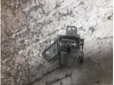 Recambio de warning para hyundai i30 referencia OEM IAM 864W01404 8 PINS  2