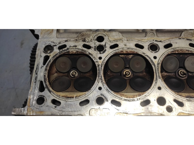 Recambio de culata para kia carens 1.8 cat referencia OEM IAM K247  