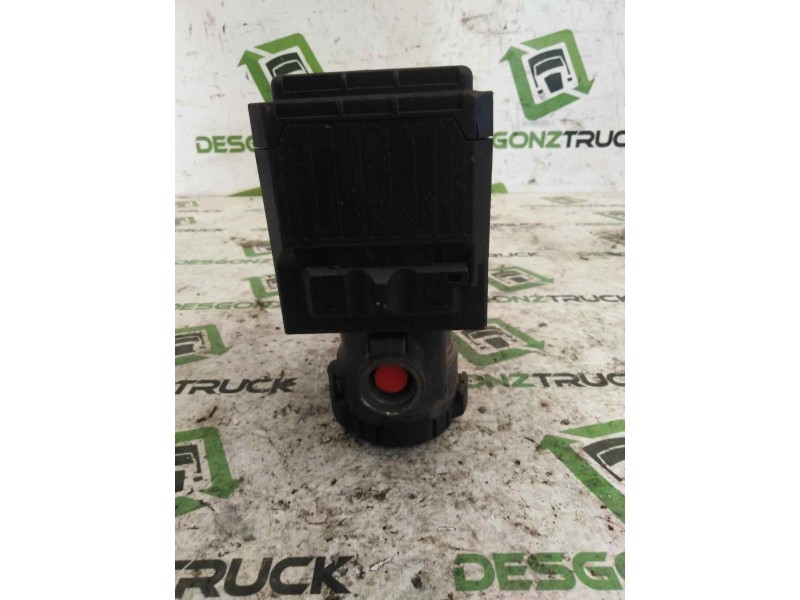 Recambio de valvula aire para renault midlum 4.8 diesel referencia OEM IAM 20828237 K000914 VALVULA EBS