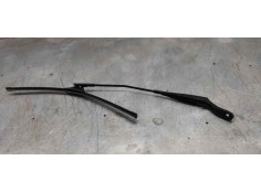 Recambio de brazo limpia delantero izquierdo para peugeot 207 x-line referencia OEM IAM    2