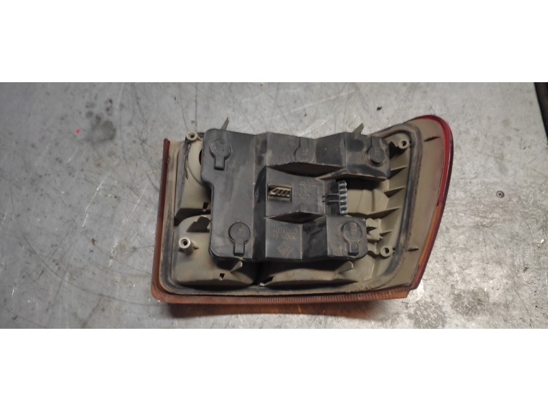 Recambio de piloto trasero derecho para opel astra f berlina gl referencia OEM IAM   