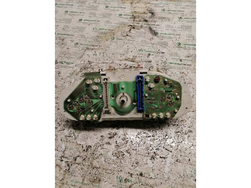 Recambio de cuadro instrumentos para ford fiesta courier (dx) 1.8 diesel cat referencia OEM IAM 96FB10848BB  