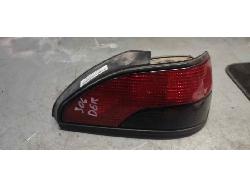 Recambio de piloto trasero derecho para peugeot 306 berlina 3/4/5 puertas (s2) boulebard referencia OEM IAM   