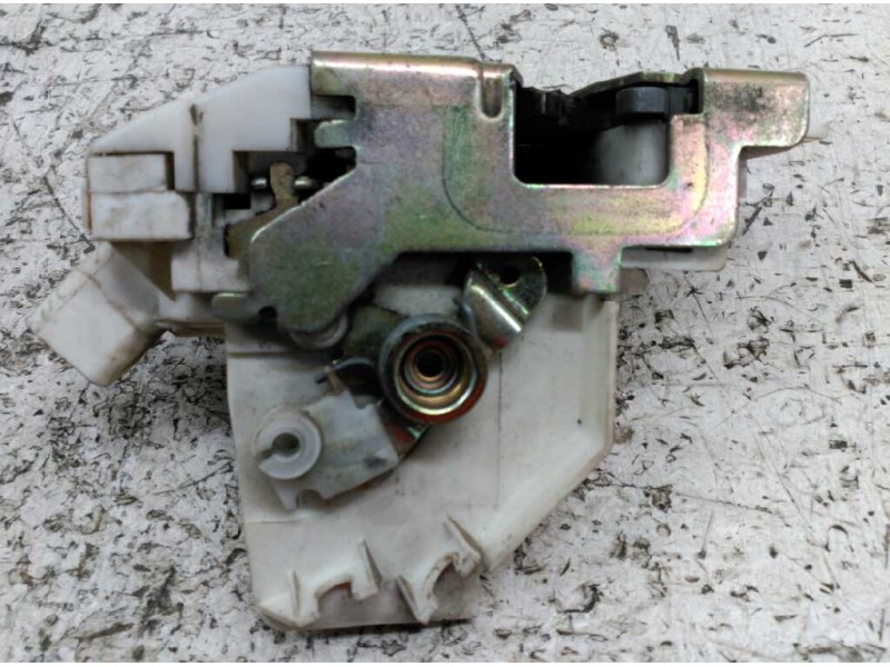 Recambio de cerradura puerta delantera izquierda para ford mondeo berlina (gd) ambiente referencia OEM IAM   