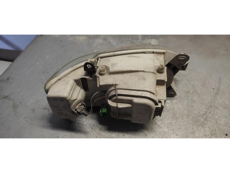 Recambio de faro izquierdo para ford escort berl./turnier ghia berlina referencia OEM IAM   
