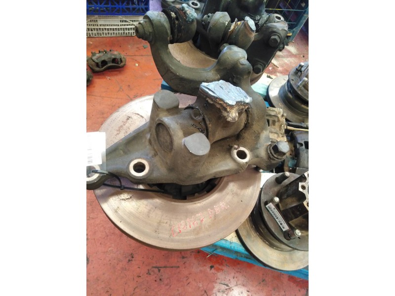 Recambio de mangueta delantera derecha para renault m 210.13/c midliner e2 referencia OEM IAM   