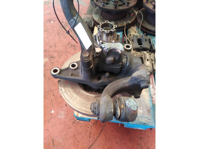 Recambio de mangueta delantera izquierda para renault m 210.13/c midliner e2 referencia OEM IAM   