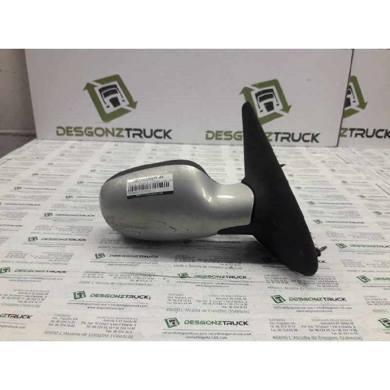 Recambio de retrovisor derecho para renault megane i classic (la0) 1.9 dti rn (laon) referencia OEM IAM   