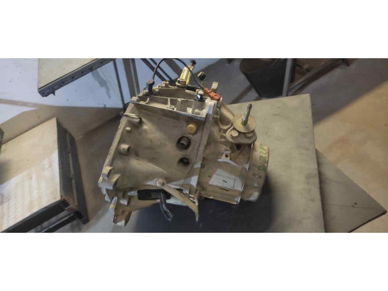 Recambio de caja cambios para peugeot 206 berlina xr referencia OEM IAM 20DL72  