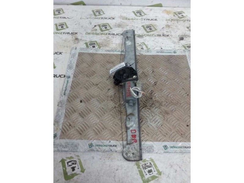 Recambio de elevalunas delantero derecho para nissan trucks atleon 120 referencia OEM IAM  12V 